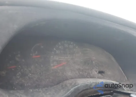 1999 Ford E-250 Commercial z USA, uszkodzony, nr VIN 1FTNE2421XHB41623